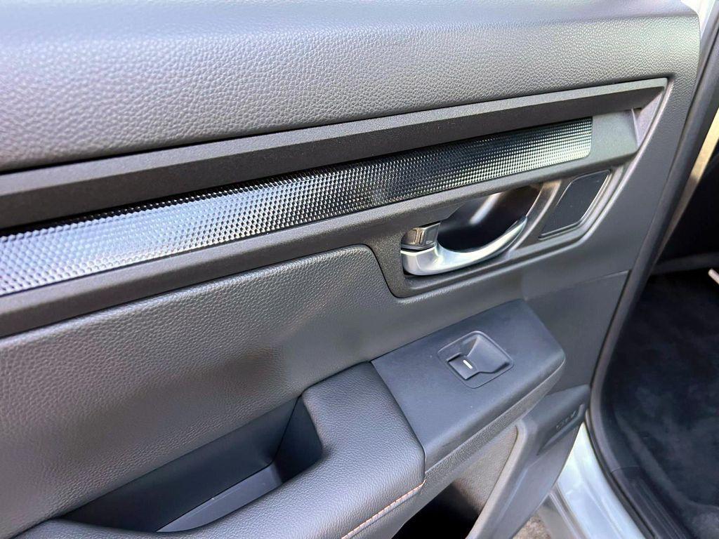 used 2024 Honda CR-V Hybrid car, priced at $31,889