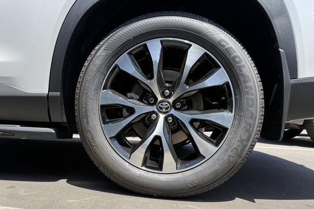 new 2026 Toyota Grand Highlander Hybrid car, priced at $60,783