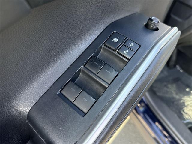 used 2020 Toyota Highlander Hybrid car, priced at $26,487