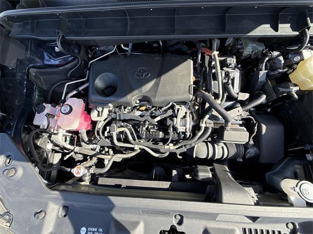 used 2020 Toyota Highlander Hybrid car, priced at $26,487