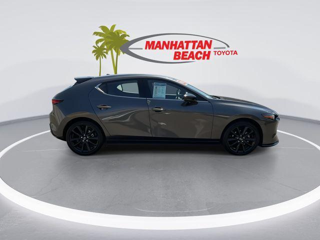 used 2022 Mazda Mazda3 car, priced at $25,915