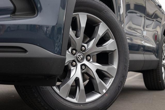 new 2026 Toyota Grand Highlander Hybrid car, priced at $55,702