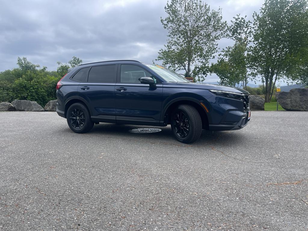 new 2026 Honda CR-V Hybrid car, priced at $41,996