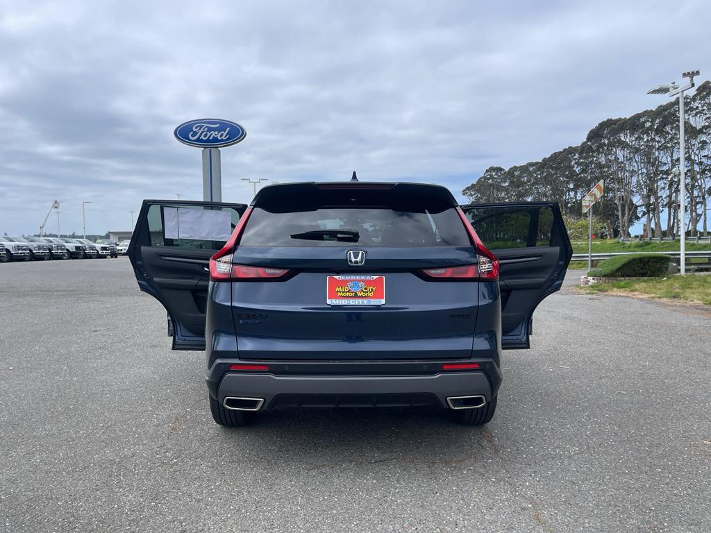 new 2026 Honda CR-V Hybrid car, priced at $41,996