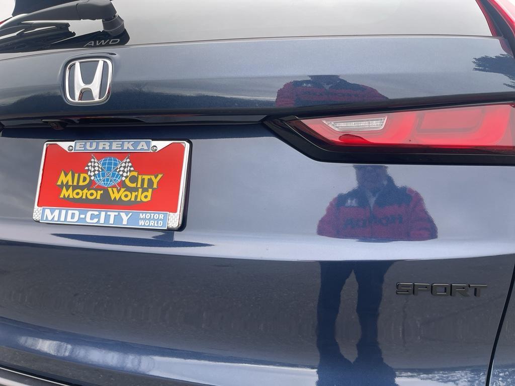 new 2026 Honda CR-V Hybrid car, priced at $40,099