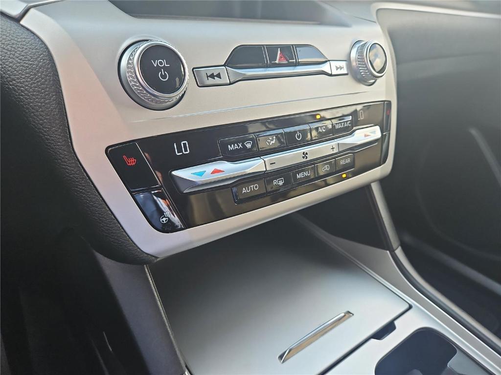 used 2020 Ford Explorer car, priced at $21,402