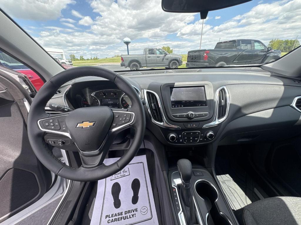 used 2024 Chevrolet Equinox car, priced at $25,407