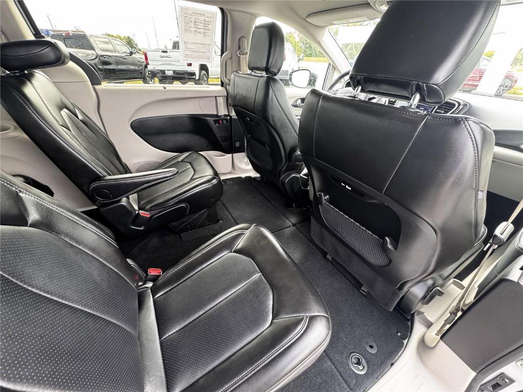 used 2024 Chrysler Pacifica car, priced at $28,907
