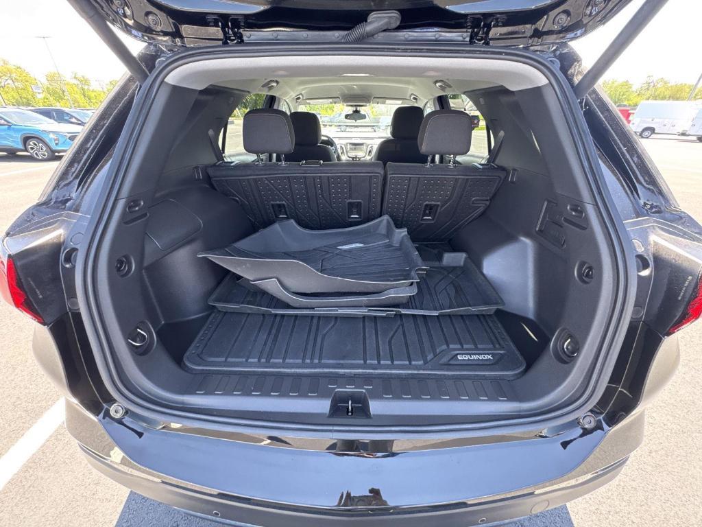 used 2024 Chevrolet Equinox car, priced at $25,407