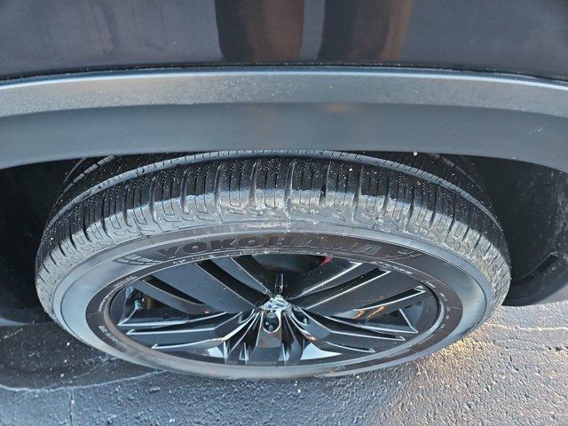 used 2019 Volkswagen Atlas car, priced at $21,790