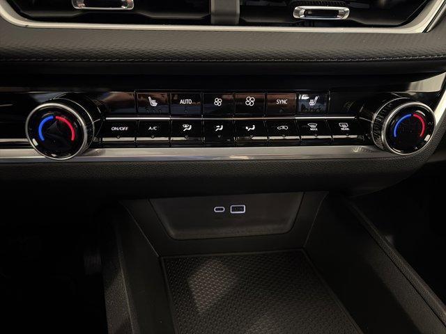 new 2026 Chevrolet Equinox car, priced at $32,380