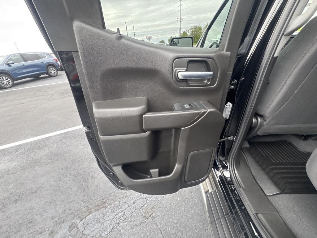 used 2023 GMC Sierra 1500 car, priced at $39,907