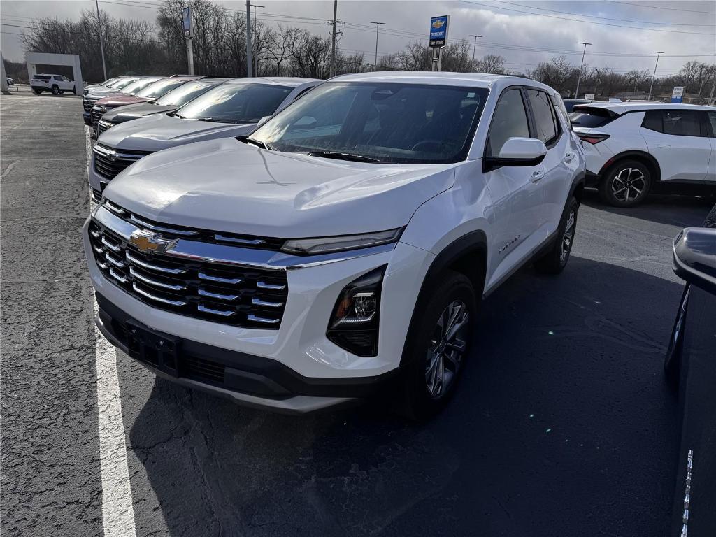 used 2025 Chevrolet Equinox car, priced at $24,407