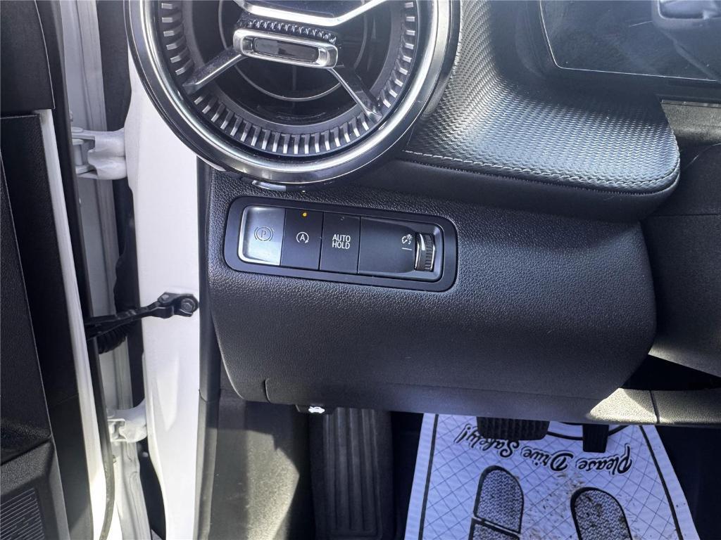 used 2025 Chevrolet Equinox car, priced at $24,407