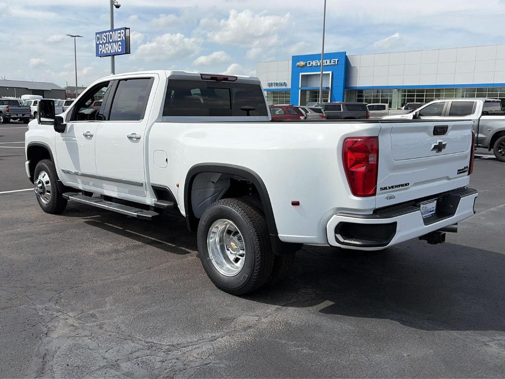 new 2026 Chevrolet Silverado 3500 car, priced at $91,027