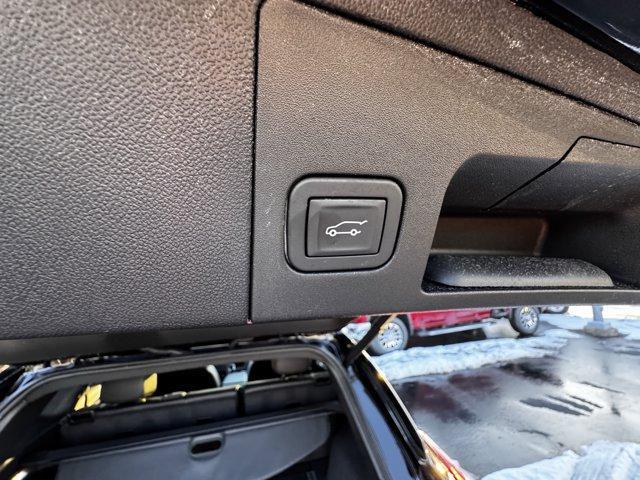 used 2025 Cadillac XT5 car, priced at $44,495