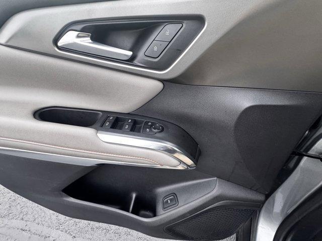 used 2025 Chevrolet Traverse car, priced at $35,275