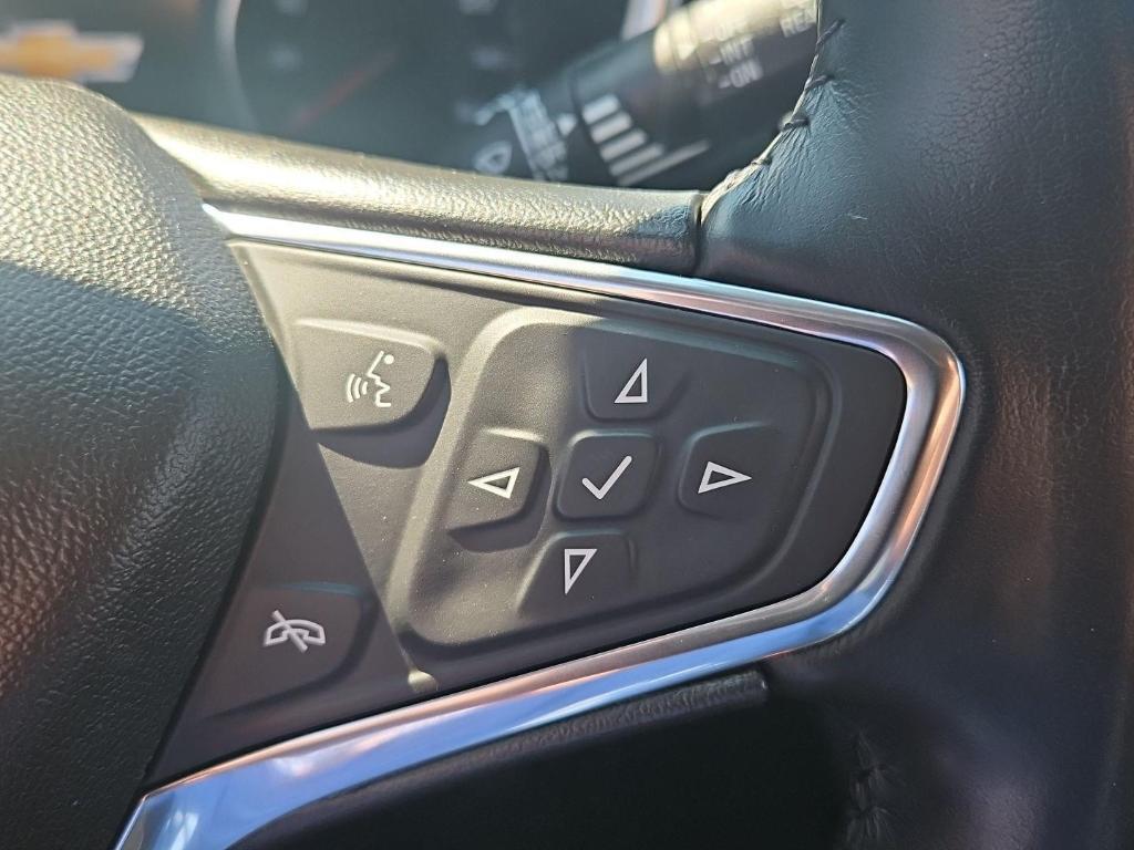 used 2020 Chevrolet Equinox car, priced at $21,902