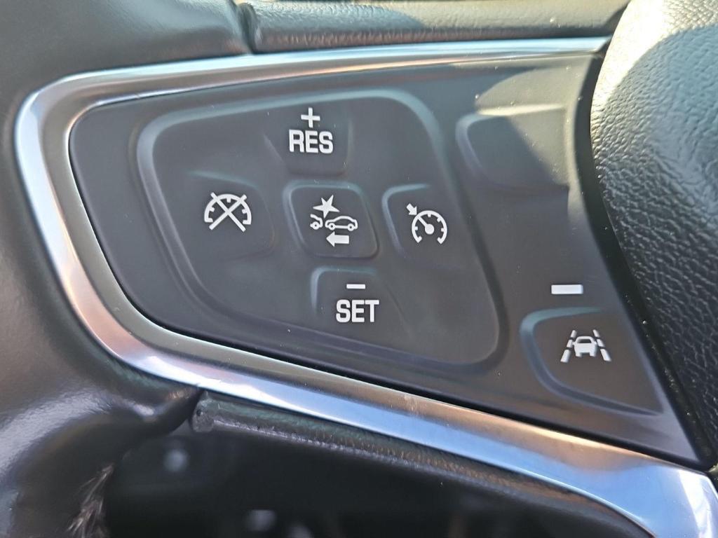 used 2020 Chevrolet Equinox car, priced at $21,902