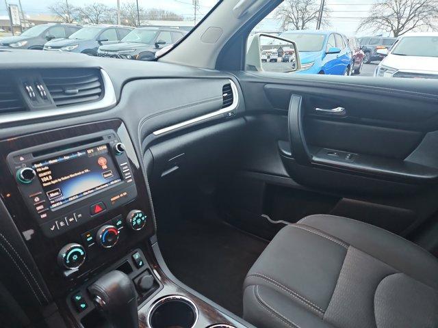 used 2015 Chevrolet Traverse car, priced at $13,777