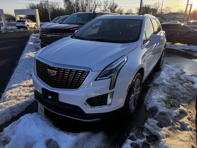 used 2025 Cadillac XT5 car, priced at $44,495