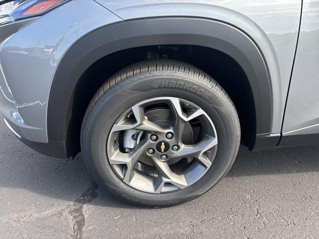new 2025 Chevrolet Trax car, priced at $23,550