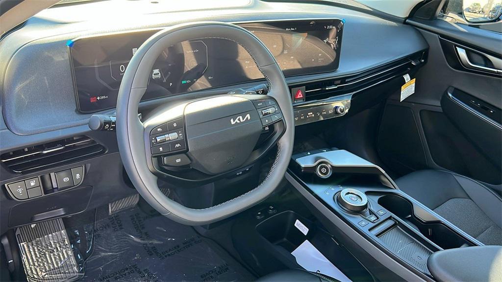 new 2025 Kia EV6 car, priced at $48,595