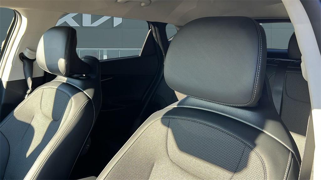 new 2025 Kia EV6 car, priced at $48,595