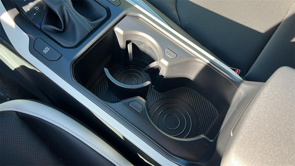 new 2025 Kia K4 car, priced at $28,385