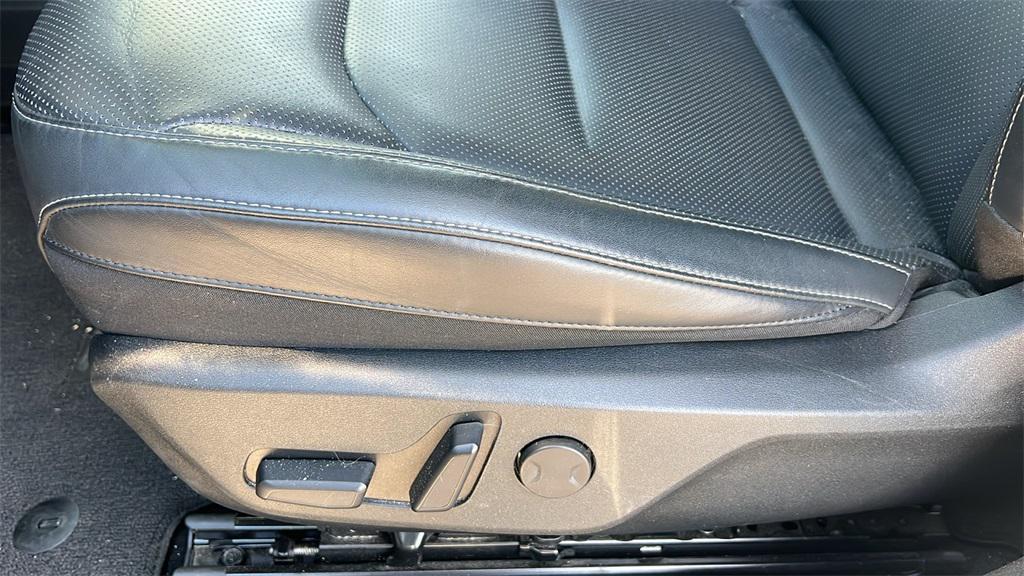 used 2023 Kia EV6 car, priced at $24,979