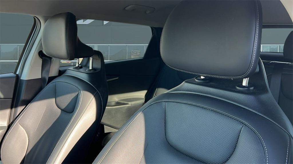 used 2023 Kia EV6 car, priced at $24,979