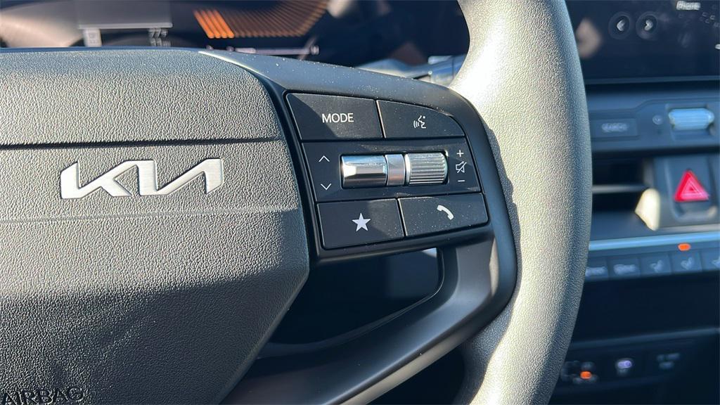 new 2025 Kia K4 car, priced at $24,580