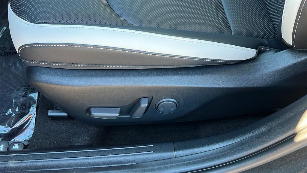 new 2025 Kia K4 car, priced at $28,385