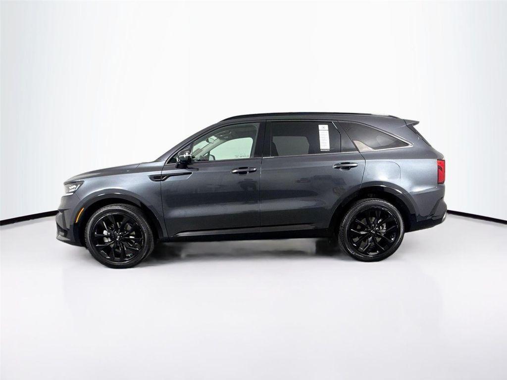 used 2021 Kia Sorento car, priced at $27,937