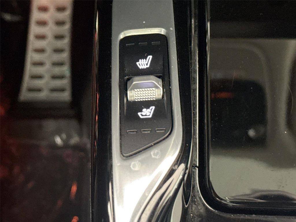 used 2021 Kia Sorento car, priced at $27,937