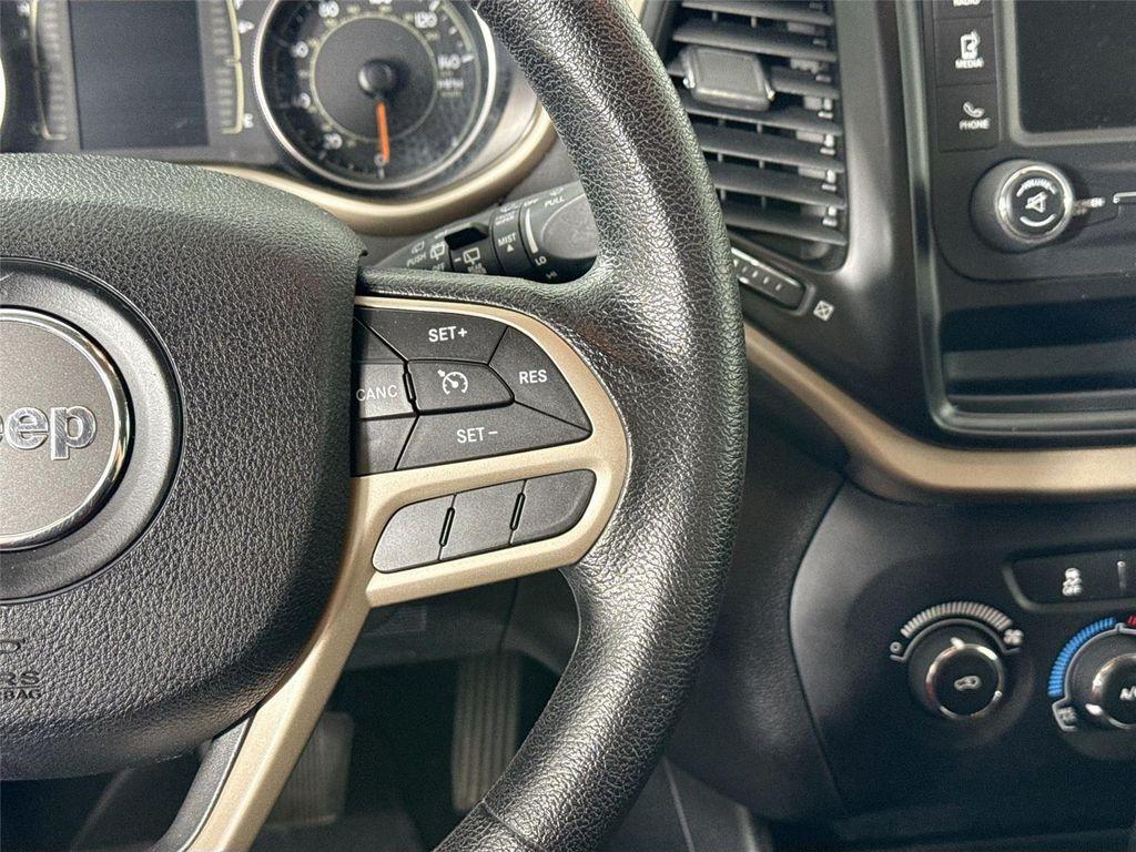 used 2017 Jeep Cherokee car, priced at $15,963