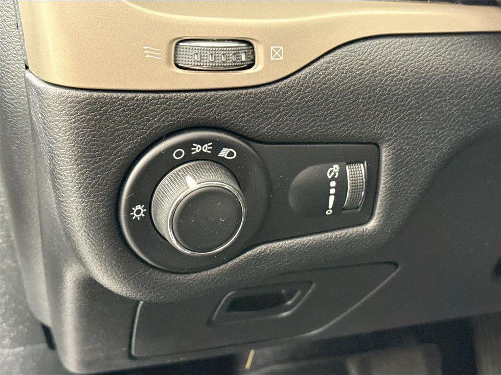 used 2017 Jeep Cherokee car, priced at $15,963