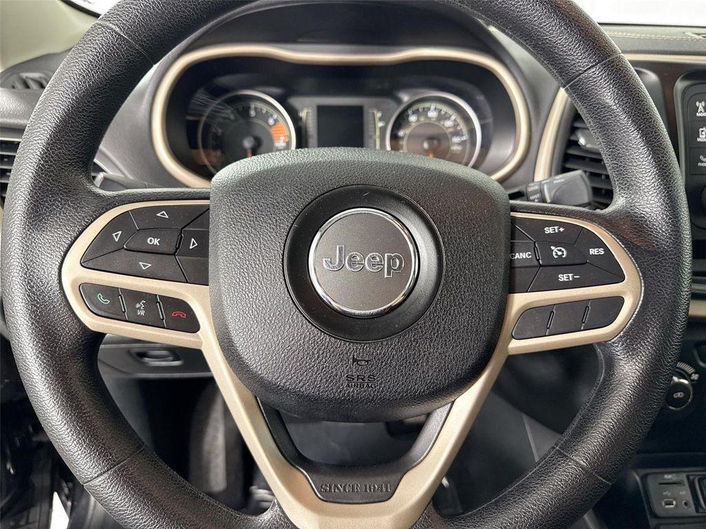 used 2017 Jeep Cherokee car, priced at $15,963