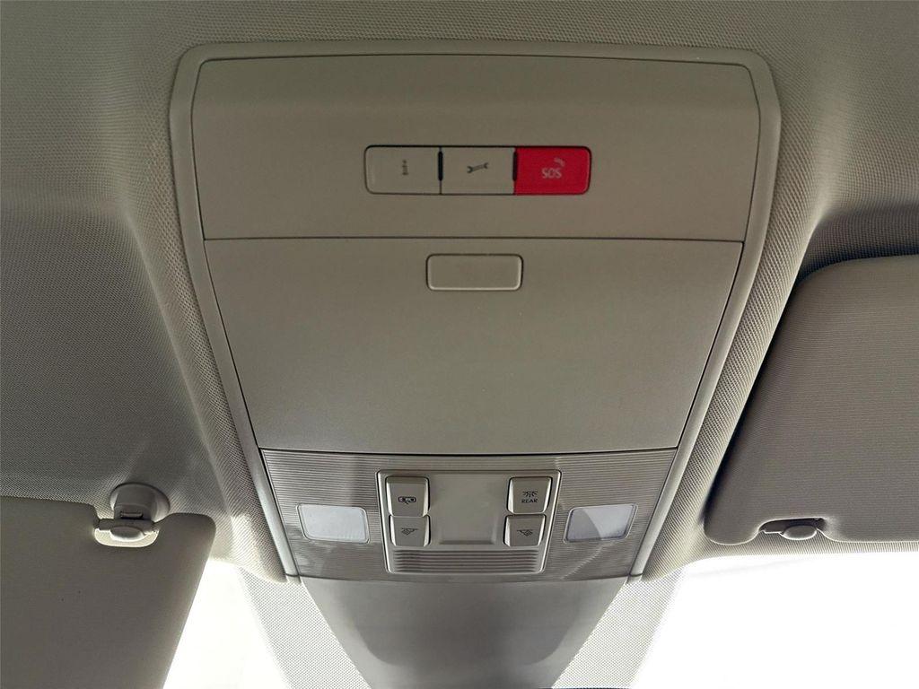 used 2019 Volkswagen Atlas car, priced at $14,000