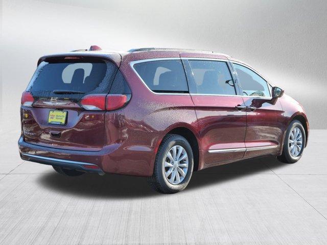 used 2017 Chrysler Pacifica car, priced at $9,490