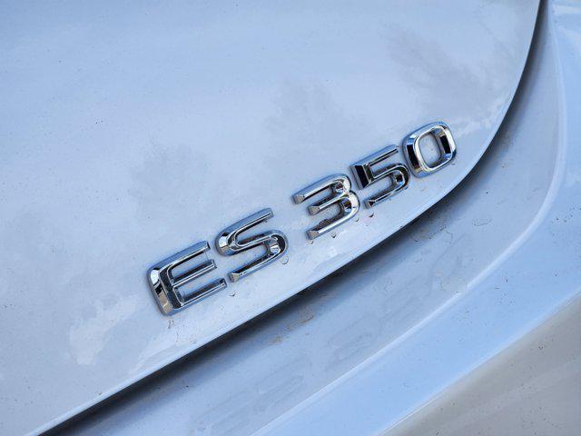 new 2025 Lexus ES 350 car, priced at $50,119
