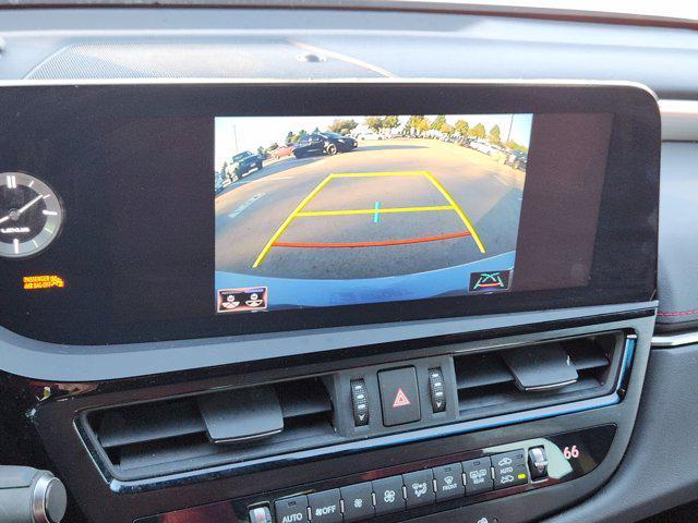 used 2022 Lexus ES 350 car, priced at $40,821