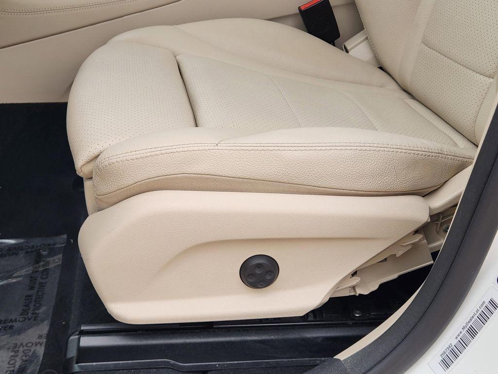 used 2017 Mercedes-Benz GLC 300 car, priced at $16,988