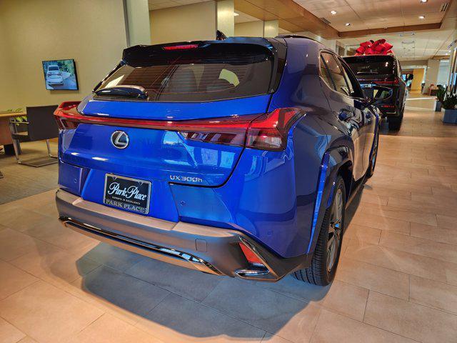 new 2025 Lexus UX 300h car, priced at $43,864