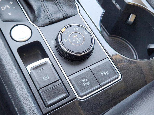 used 2021 Volkswagen Atlas car, priced at $25,493