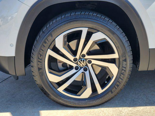 used 2021 Volkswagen Atlas car, priced at $25,975