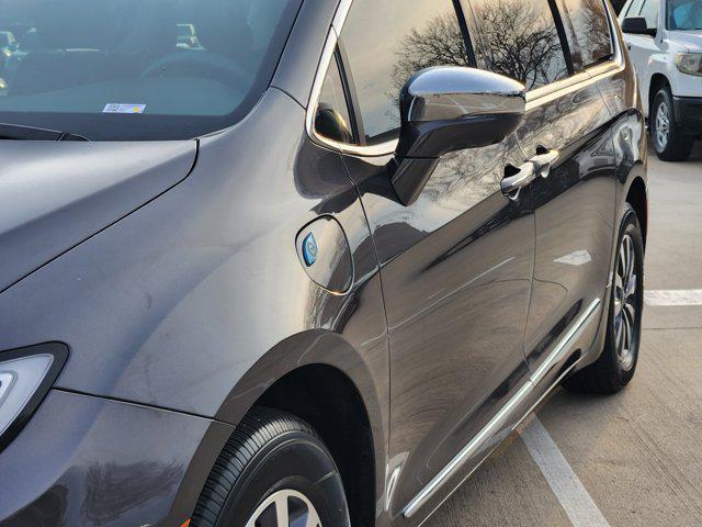 used 2022 Chrysler Pacifica Hybrid car, priced at $26,975