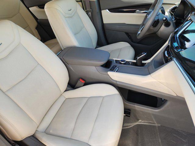 used 2022 Cadillac XT6 car, priced at $30,989