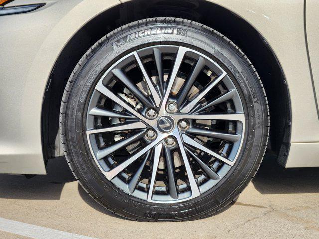 used 2023 Lexus ES 350 car, priced at $38,975