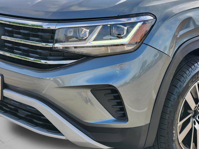used 2021 Volkswagen Atlas car, priced at $17,988